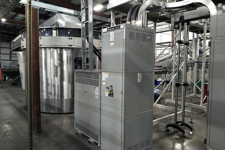 Linea di imbottigliamento PET 46.000 bph Usata 7