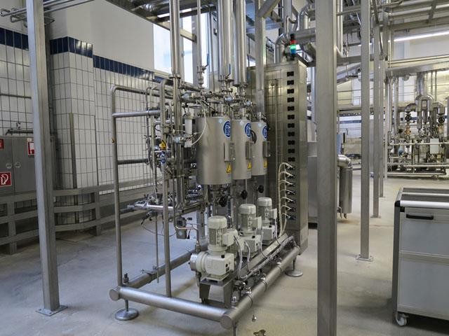 Linea di imbottigliamento Krones PET 24.000 bph Usata 21