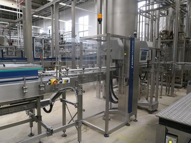 Linea di imbottigliamento Krones PET 24.000 bph Usata 17