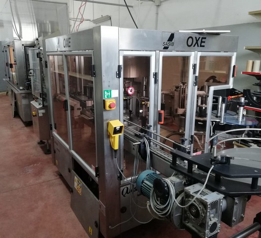 Linea di imbottigliamento Costec 1.000 bph Usata 11