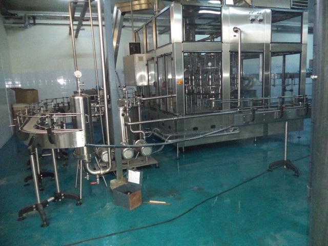 Used Complete PET Bottling Line 4