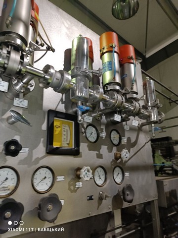 Linea di imbottigliamento PET Krones 12.000 bph Usata 2