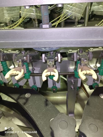 Linea di imbottigliamento PET Krones 12.000 bph Usata 16