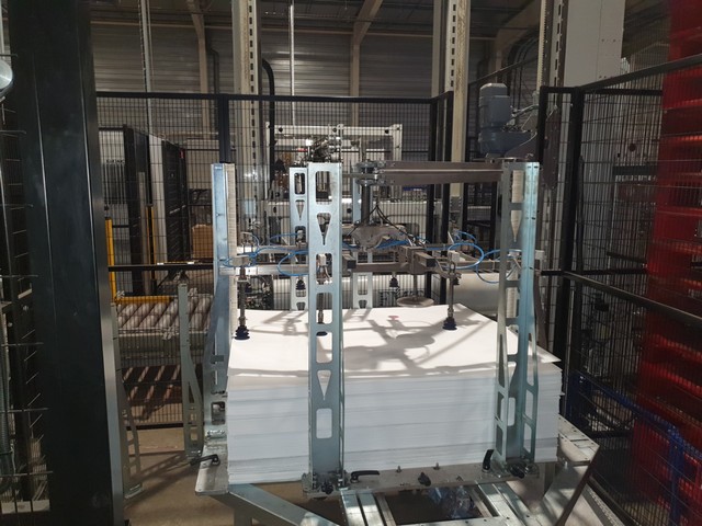 Linea di imbottigliamento PET CSD 18.000 bph usata 17
