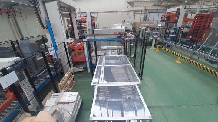 Linea di imbottigliamento PET Procomac Usata