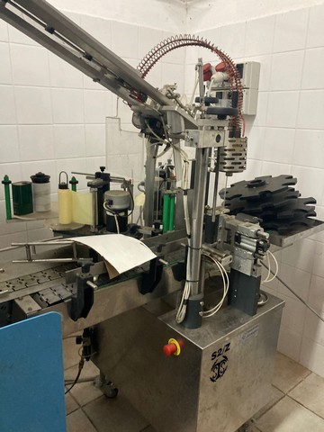 Linea di imbottigliamento GAI 1.500 bph Usata 2