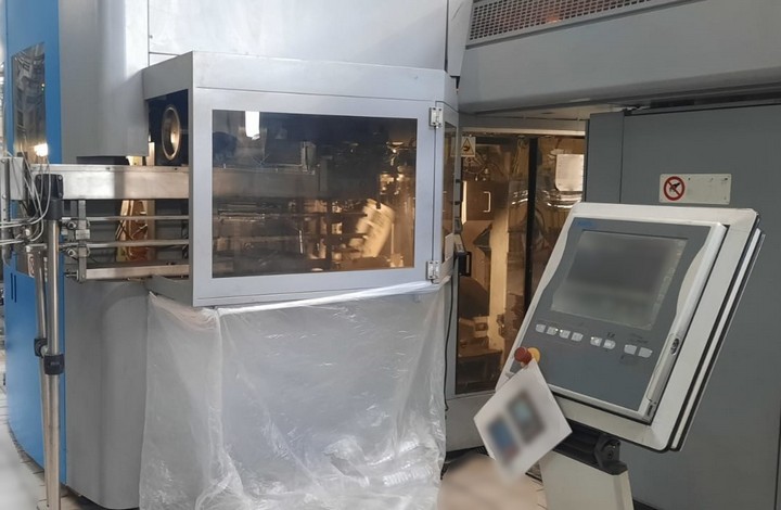 Linea di imbottigliamento PET 13.000 bph Usata 7