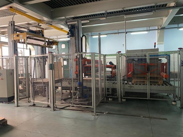 Linea di imbottigliamento PET Parmatec Usata 2