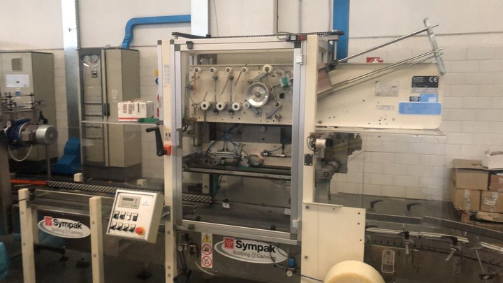 Linea di imbottigliamento Krones 14.000 bph Usata 15