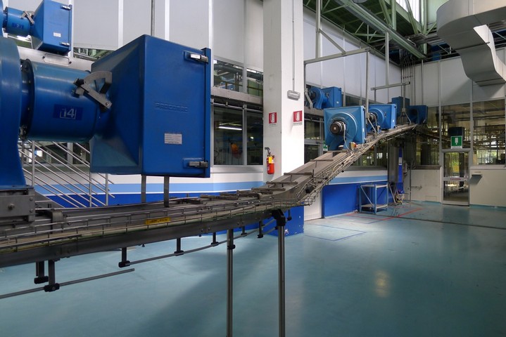 Linea di imbottigliamento PET Sidel 24.000 bph Usata 11