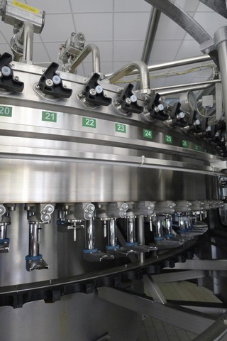Linea di imbottigliamento PET Sidel 24.000 bph Usata 9