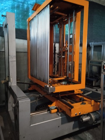 Palletizzatore Mondo&Scaglione P 8 Usato