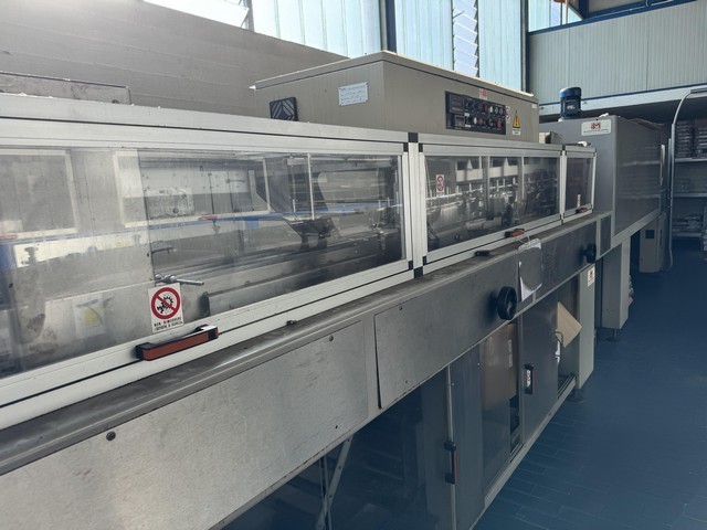 Used Shrink Wrapper SMI Apet 132/B