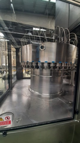 Linea di imbottigliamento per Sipa Acqua PET Usata 2