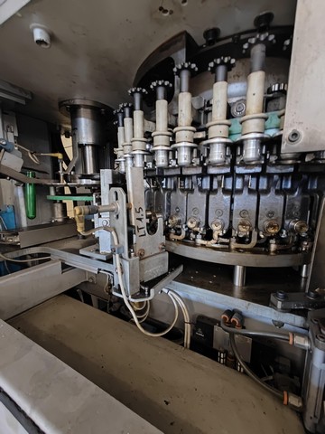 Used Blow Moulding Machine Sipa Sfr 16 7