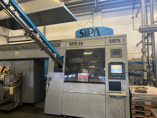 Used Blow Moulding Machine Sipa Sfr 16 17