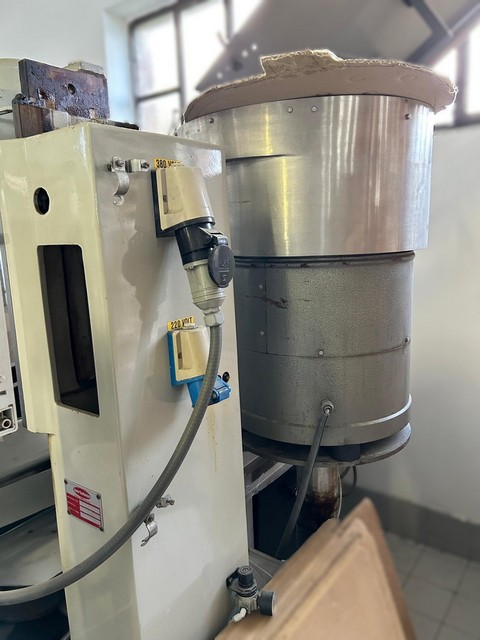Tappatore 30×60 Stelvin 2.500 bph Usato 2