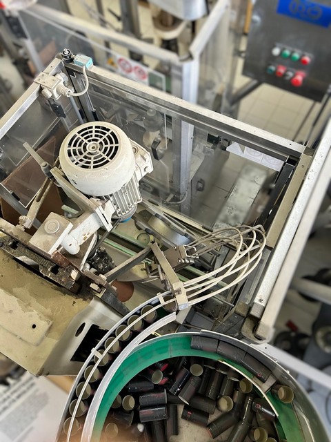 Tappatore 30×60 Stelvin 2.500 bph Usato 4