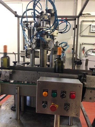 Linea di imbottigliamento per Vino Usata 17