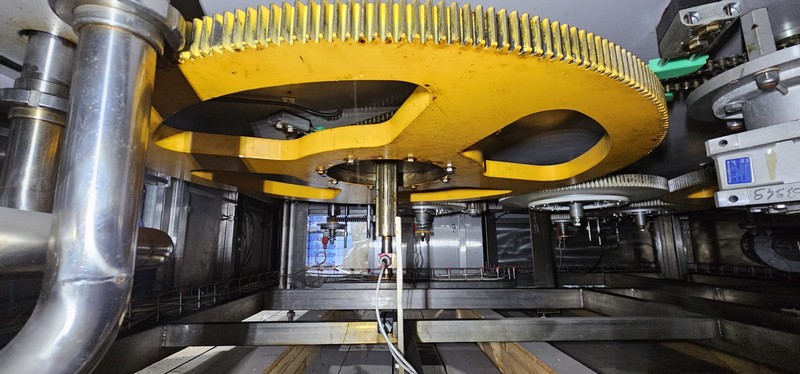 Used Filling Monoblock Kosme Isobaric 9