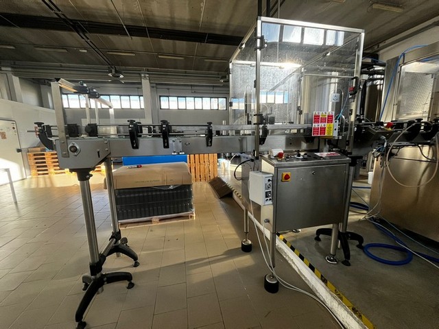 Monoblocco di Riempimento Isobarico Comac 6.6.1.C Usato 12