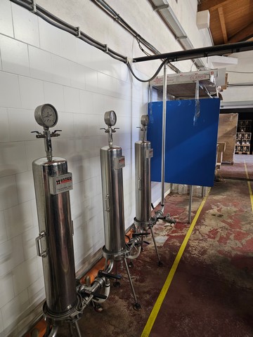 Used Bottling Line Bertolaso 2.000 bph 12