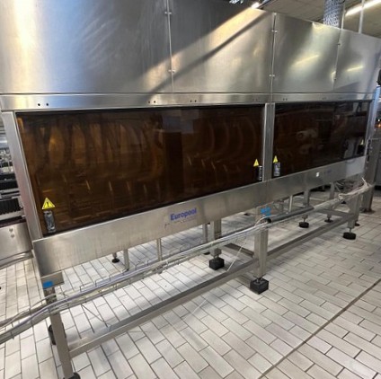 Linea di imbottigliamento PET krones 30.000 bph Usata 20