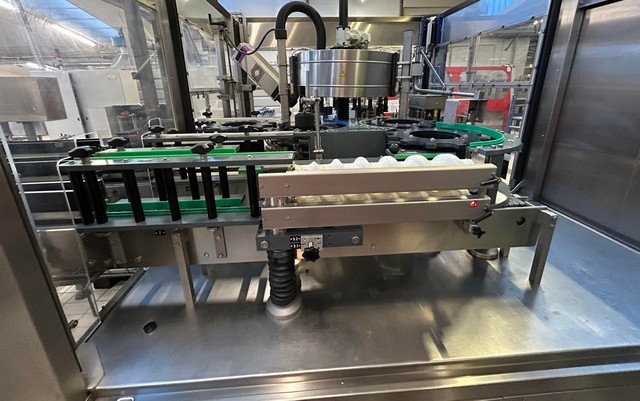 Linea di imbottigliamento PET krones 30.000 bph Usata 22