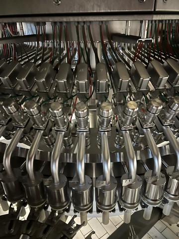 Linea di imbottigliamento PET krones 30.000 bph Usata 12