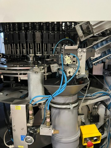 Linea di imbottigliamento PET krones 30.000 bph Usata 5