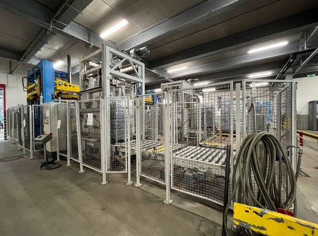 Used PET Complete Bottling Line 25.000 bph 21