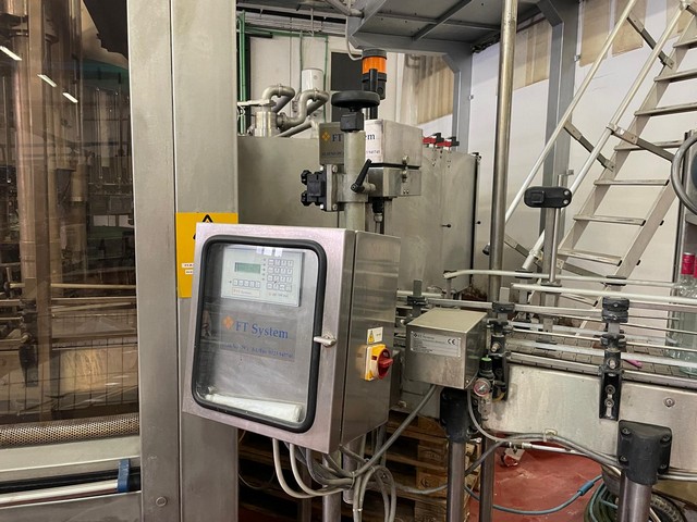 Used Complete Bottling Line for Wine 12.000 bph 13