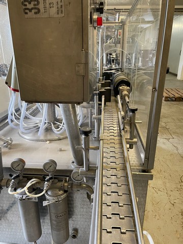 Used Complete Bottling Line GAI 1.500 bph 11