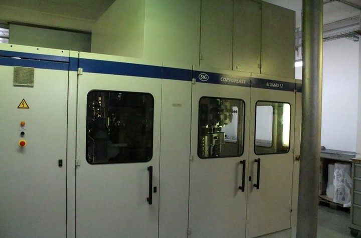 Linea di imbottigliamento usata PET 18.000 bph 21