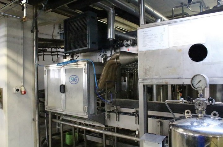 Linea di imbottigliamento usata PET 18.000 bph 2