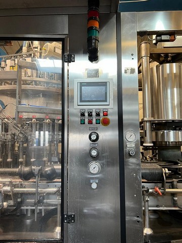 Linea di imbottigliamento usata Bertolaso 4.000 bph 9