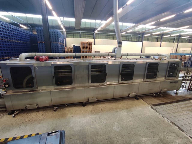 Used Complete Bottling Line Glass 11