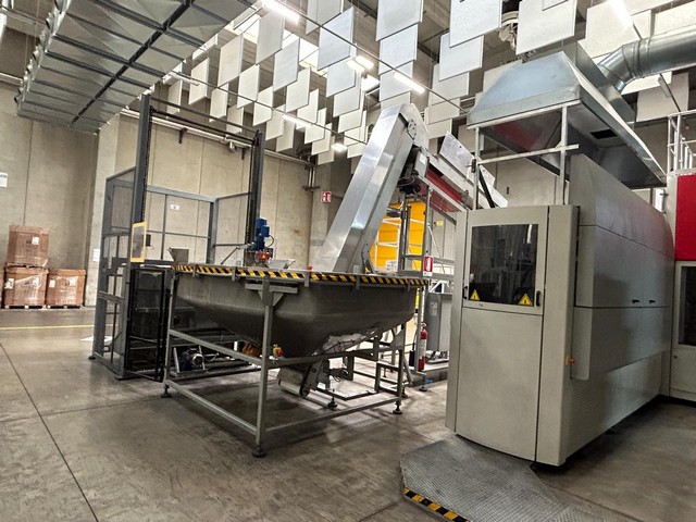 Used Complete Bottling Line Sidel PET 18.500 bph 9