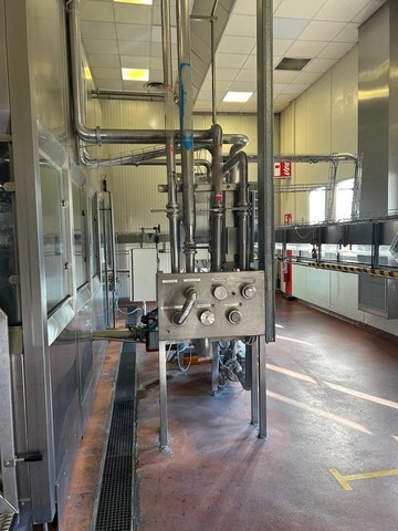Used Complete Bottling Line Sidel PET 18.500 bph 16