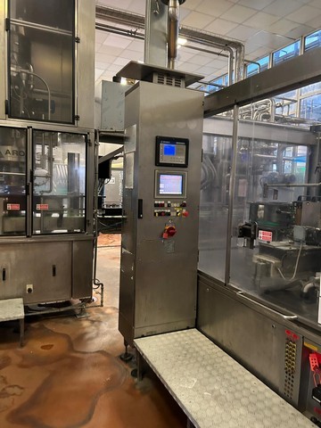 Used Complete Bottling Line Sidel PET 18.500 bph 20