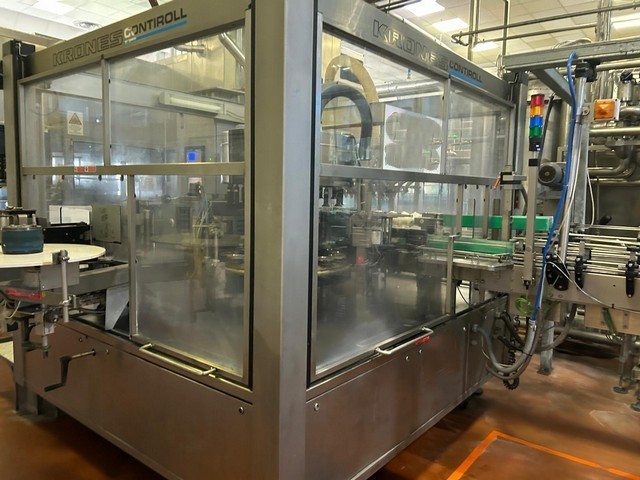 Used Complete Bottling Line Sidel PET 18.500 bph 22