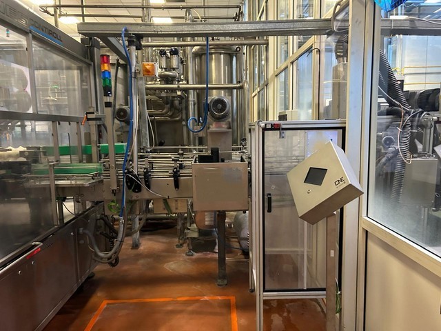 Used Complete Bottling Line Sidel PET 18.500 bph 23