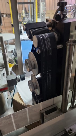 Used Labeller kosme Adhesive 12.000 bph 17