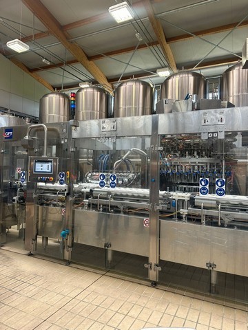 Used Filling Syncrobloc CFT Isobaric 30.30.6 12.000 bph 13