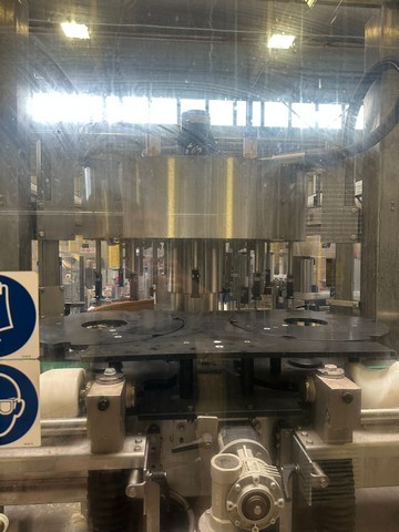 Used Filling Syncrobloc CFT Isobaric 30.30.6 12.000 bph 21