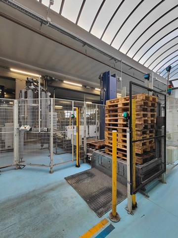 Linea di imbottigliamento CSD PET 25.500 bph Krones Usata 7