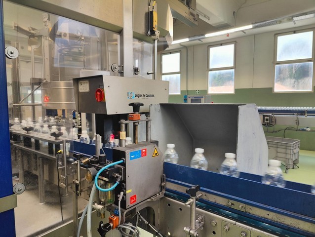 Linea di imbottigliamento CSD PET 25.500 bph Krones Usata 11