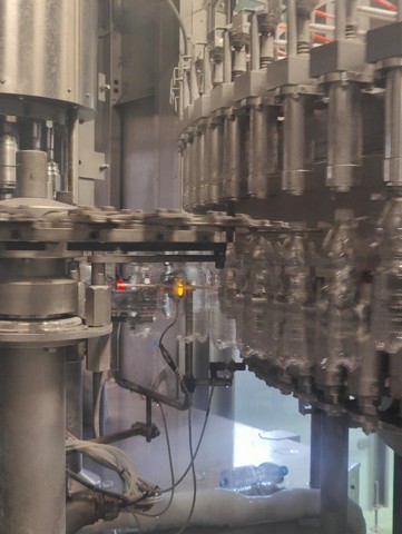 Linea di imbottigliamento CSD PET 25.500 bph Krones Usata 12