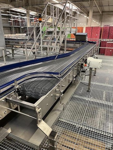 Linea di imbottigliamento lattine Krones 60.000 cph Usata
