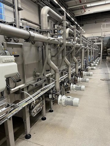 Linea di imbottigliamento lattine Krones 60.000 cph Usata 18